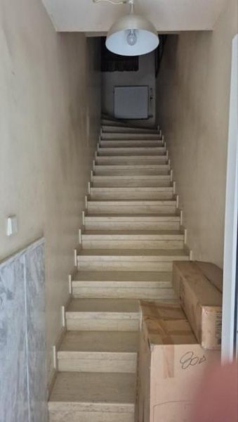 Heraklion Kreta, Heraklion: Freistehendes Gebäude im Zentrum zu verkaufen Gewerbe kaufen